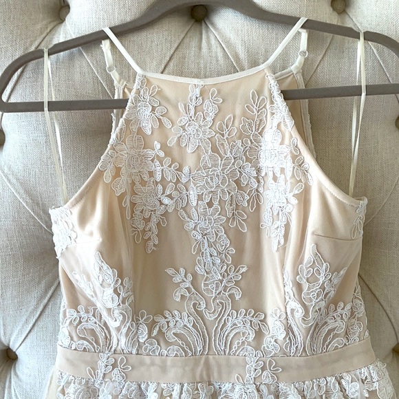 Lace Cocktail dress never worn - Picture 3 of 12